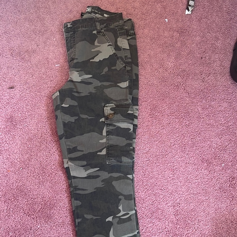 Rewash camo jeans